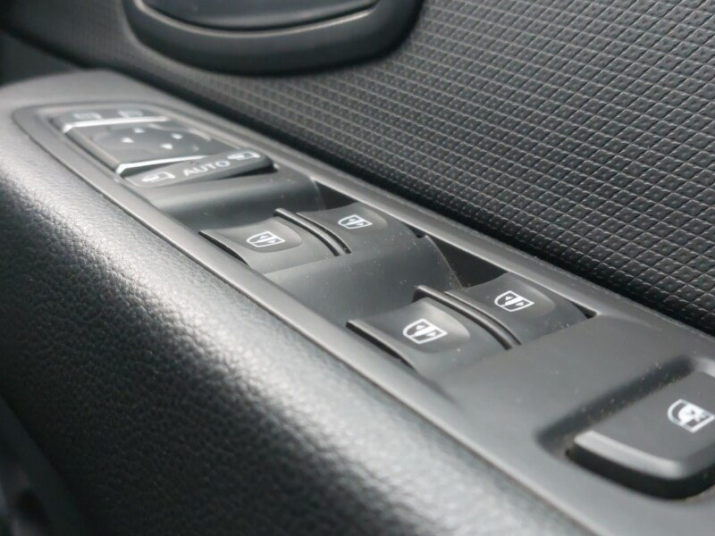 Used Renault Clio 2019 for sale - 76815738: Photo 17