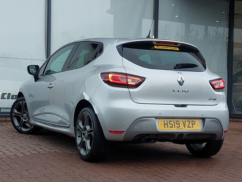 Used Renault Clio 2019 for sale - 76815738: Photo 3