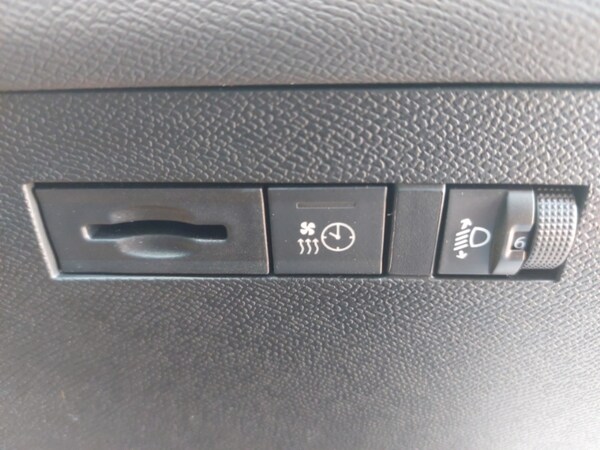Used Vauxhall Astra 2024 for sale - 75184832: Photo 12