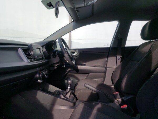 Used Kia Rio 2018 for sale - 76233552: Photo 5