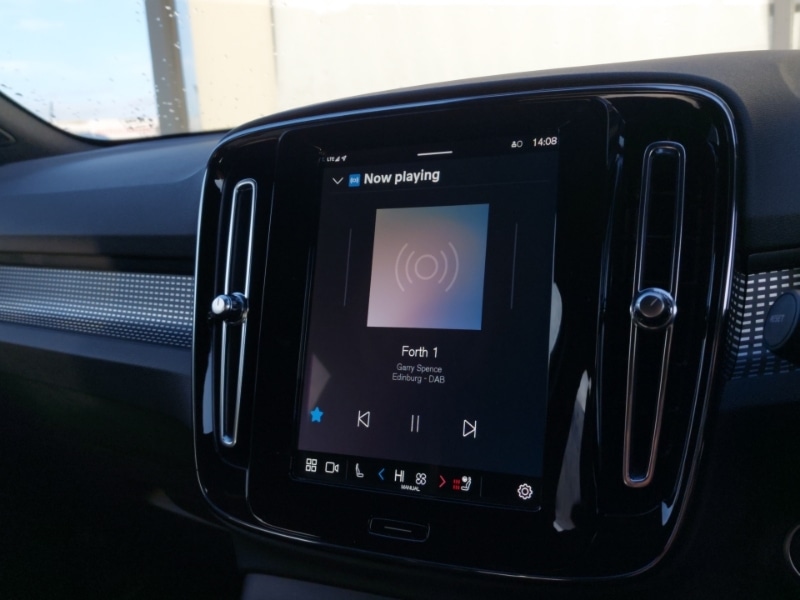 Used Volvo XC40 2024 for sale - 76897553: Photo 10