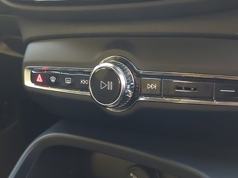 Used Volvo XC40 2024 for sale - 76897553: Photo 18