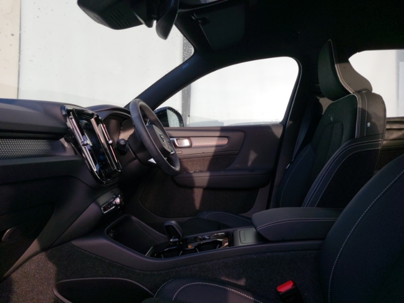 Used Volvo XC40 2024 for sale - 76897553: Photo 5