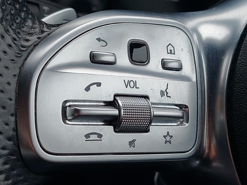 Used Mercedes-Benz C Class 2019 for sale - 77987691: Photo 13