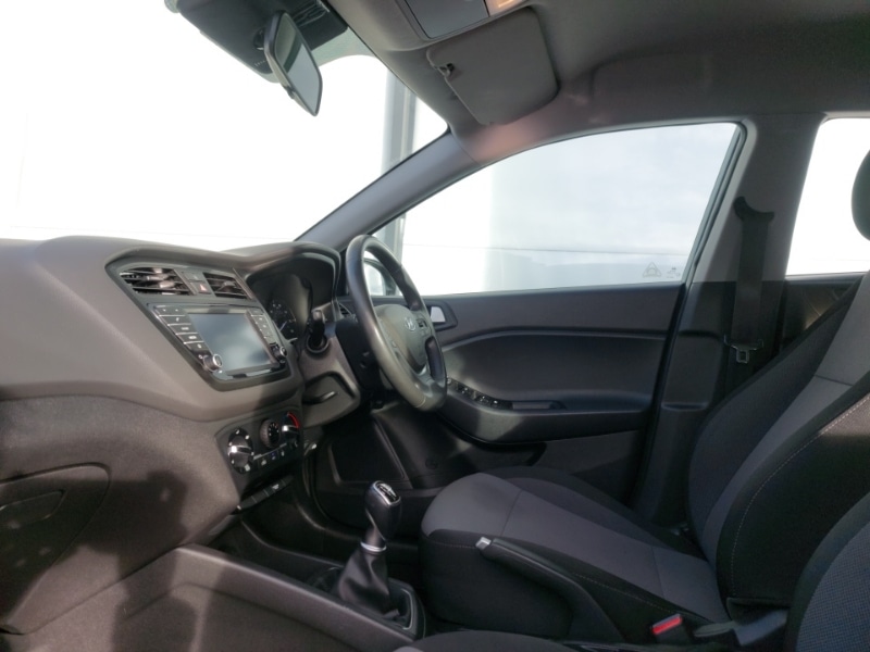 Used Hyundai i20 2016 for sale - 77448304: Photo 5