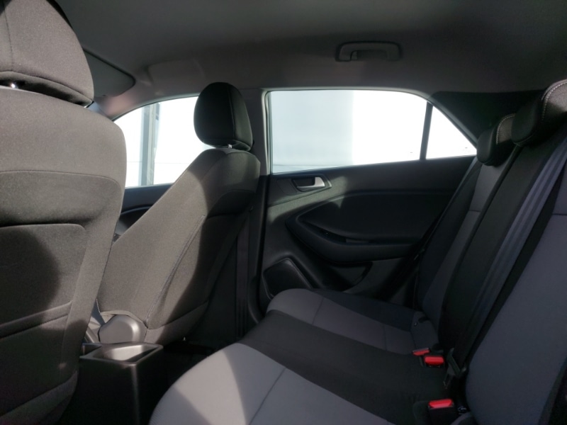 Used Hyundai i20 2016 for sale - 77448304: Photo 6