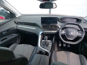 Used Peugeot 5008 2022 for sale - 79011332: Photo