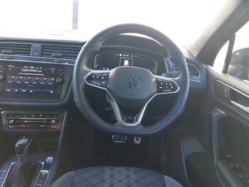 Used Volkswagen Tiguan 2023 for sale - 78440348: Photo