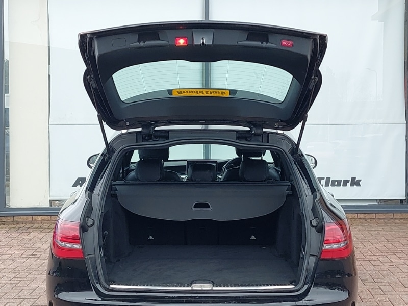 Used Mercedes-Benz C Class 2019 for sale - 78219799: Photo 8