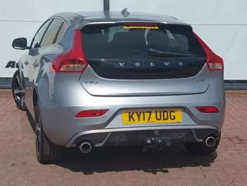 Used Volvo V40 2017 for sale - 75256707: Photo