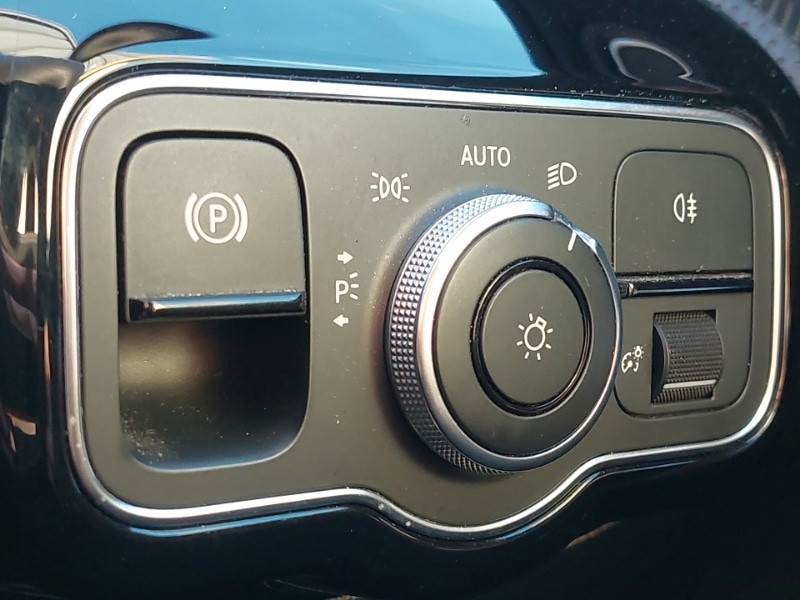 Used Mercedes-Benz A-Class 2019 for sale - 76331633: Photo 19