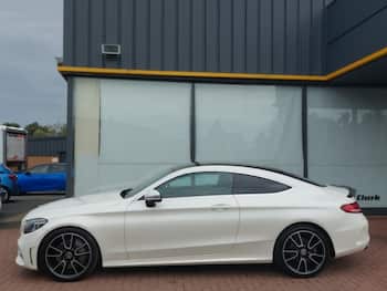 Used Mercedes-Benz C Class 2019 for sale - 79723443: Photo