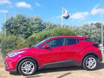 Used Toyota C-HR 2023 for sale - 79302955: Photo