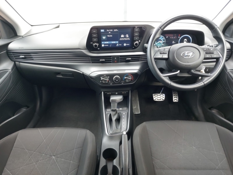 Used Hyundai BAYON 2023 for sale - 77852303: Photo 2