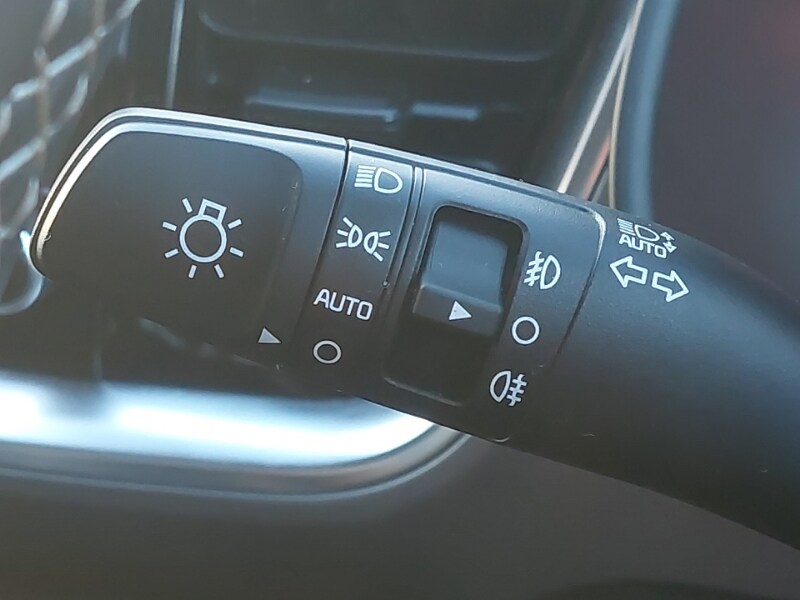 Used Kia Stonic 2022 for sale - 77678095: Photo 16