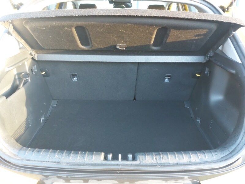 Used Kia Stonic 2022 for sale - 77678095: Photo 8