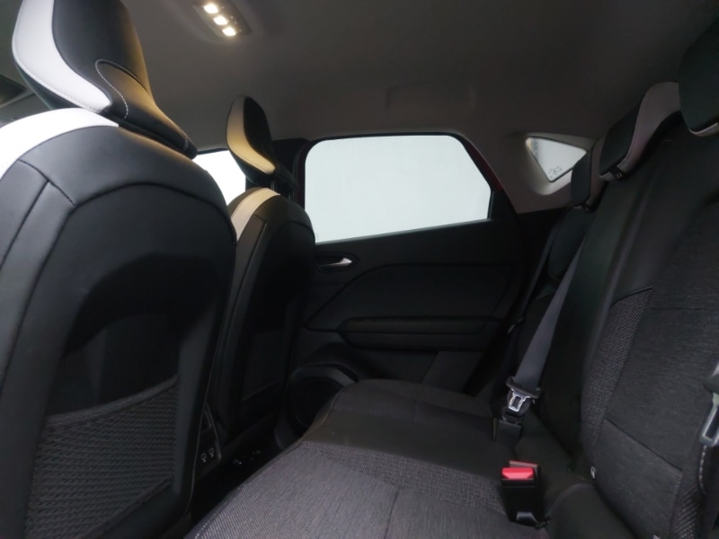 Used Renault Captur 2023 for sale - 76911882: Photo 6