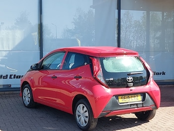 Used Toyota AYGO 2019 for sale - 78326481: Photo