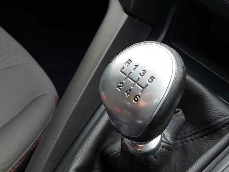 Used Ford Focus 2017 for sale - 78041040: Photo 15