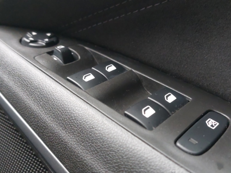 Used Vauxhall Crossland 2022 for sale - 77252429: Photo 17