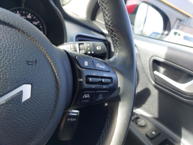 Used Kia Stonic 2022 for sale - 77933380: Photo 14