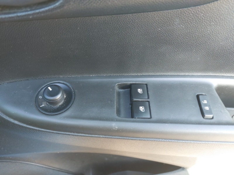 Used Vauxhall Viva 2016 for sale - 78203015: Photo 11