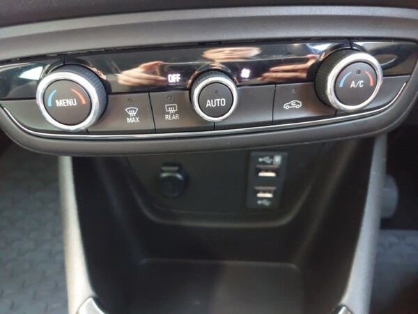 Used Vauxhall Crossland 2021 for sale - 76238264: Photo 18