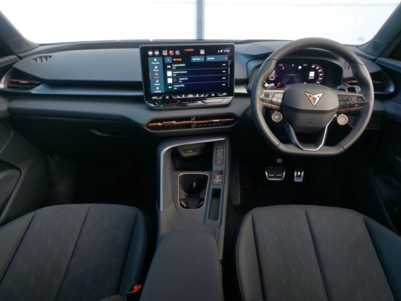 Used Cupra Terramar 2025 for sale - 76537122: Photo 2