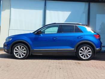Used Volkswagen T-Roc 2018 for sale - 74731969: Photo