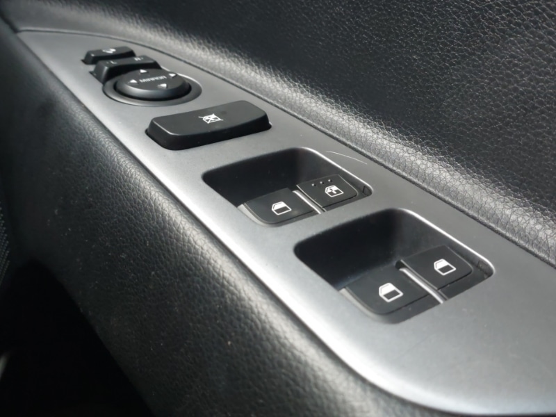 Used Kia Stonic 2023 for sale - 77062811: Photo 16