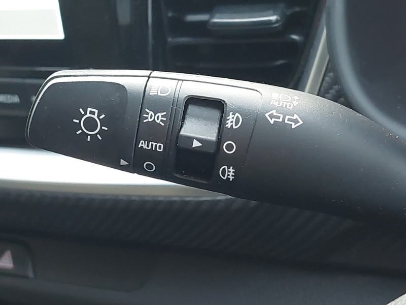 Used Kia Stonic 2023 for sale - 77062811: Photo 19