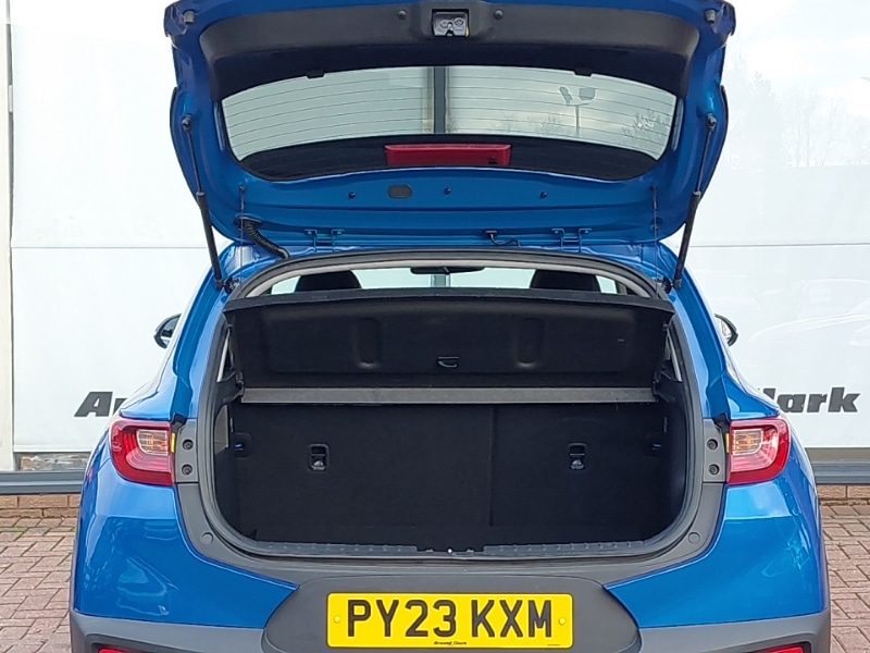 Used Kia Stonic 2023 for sale - 77062811: Photo 8