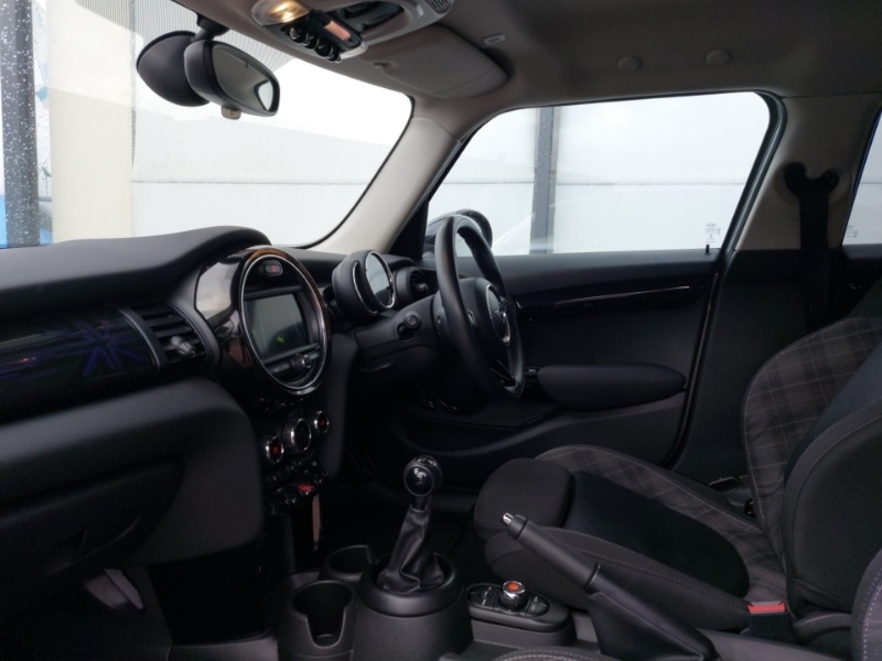 Used MINI Hatch 2019 for sale - 78071209: Photo 5