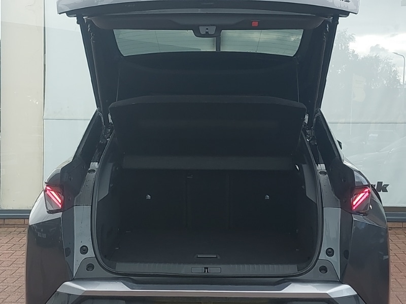 Used Peugeot 3008 2024 for sale - 76053250: Photo 8