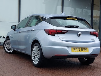 Used Vauxhall Astra 2017 for sale - 77466295: Photo