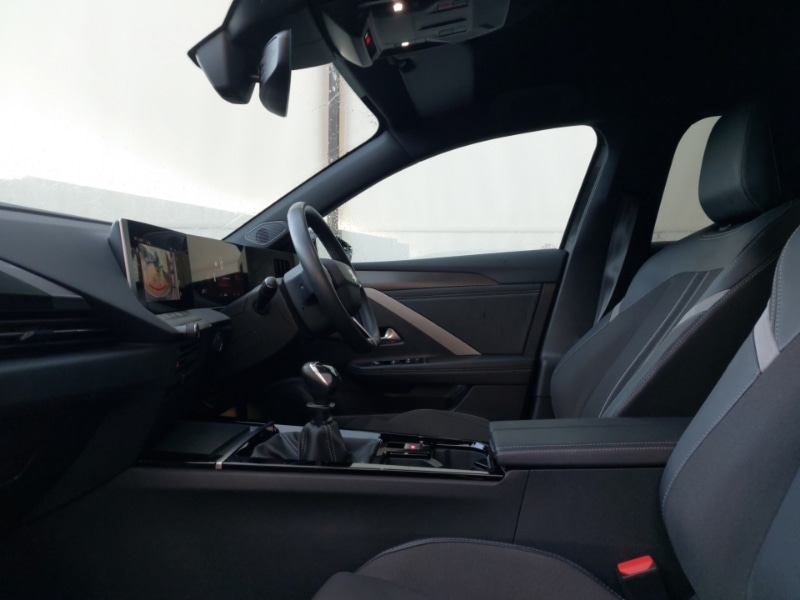 Used Vauxhall Astra 2024 for sale - 76897363: Photo 5