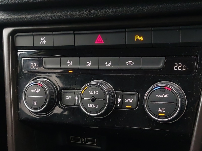 Used Volkswagen T-Roc 2019 for sale - 77433519: Photo 11