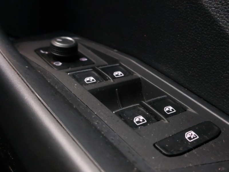 Used Volkswagen T-Roc 2019 for sale - 77433519: Photo 16