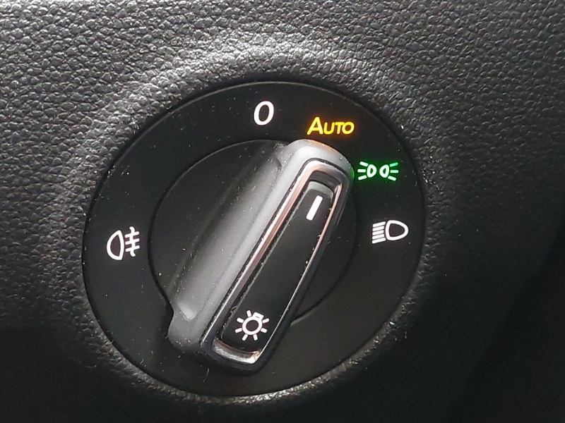 Used Volkswagen T-Roc 2019 for sale - 77433519: Photo 19