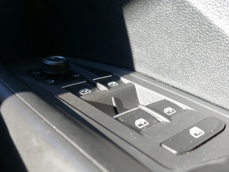 Used Volkswagen T-Roc 2019 for sale - 76380456: Photo 16