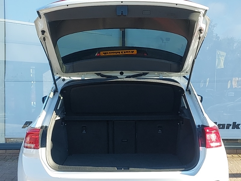 Used Volkswagen T-Roc 2019 for sale - 76380456: Photo 8