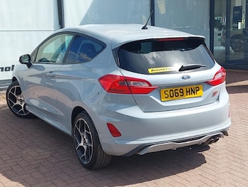 Used Ford Fiesta 2019 for sale - 79025354: Photo