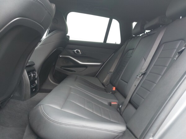 Used BMW 3 Series 2024 for sale - 75618190: Photo 6