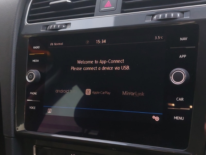 Used Volkswagen Golf 2017 for sale - 77129993: Photo 18