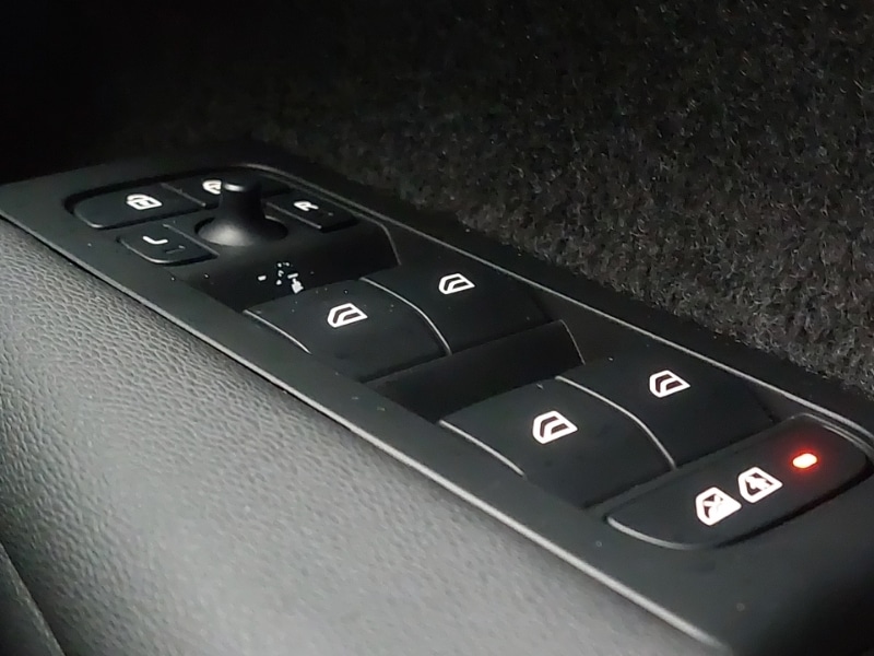 Used Volvo XC40 2025 for sale - 76897535: Photo 18