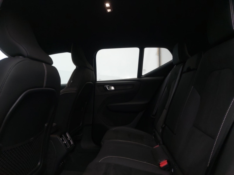 Used Volvo XC40 2025 for sale - 76897535: Photo 6