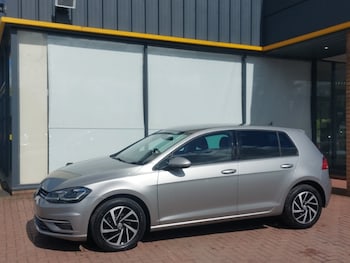 Used Volkswagen Golf 2019 for sale - 79501406: Photo