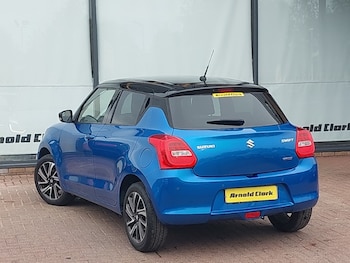 Used Suzuki Swift 2022 for sale - 76145671: Photo 3