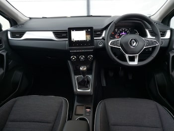 Used Renault Captur 2024 for sale - 77678088: Photo