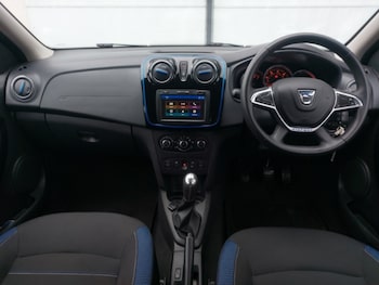 Used Dacia Sandero Stepway 2020 for sale - 76493311: Photo